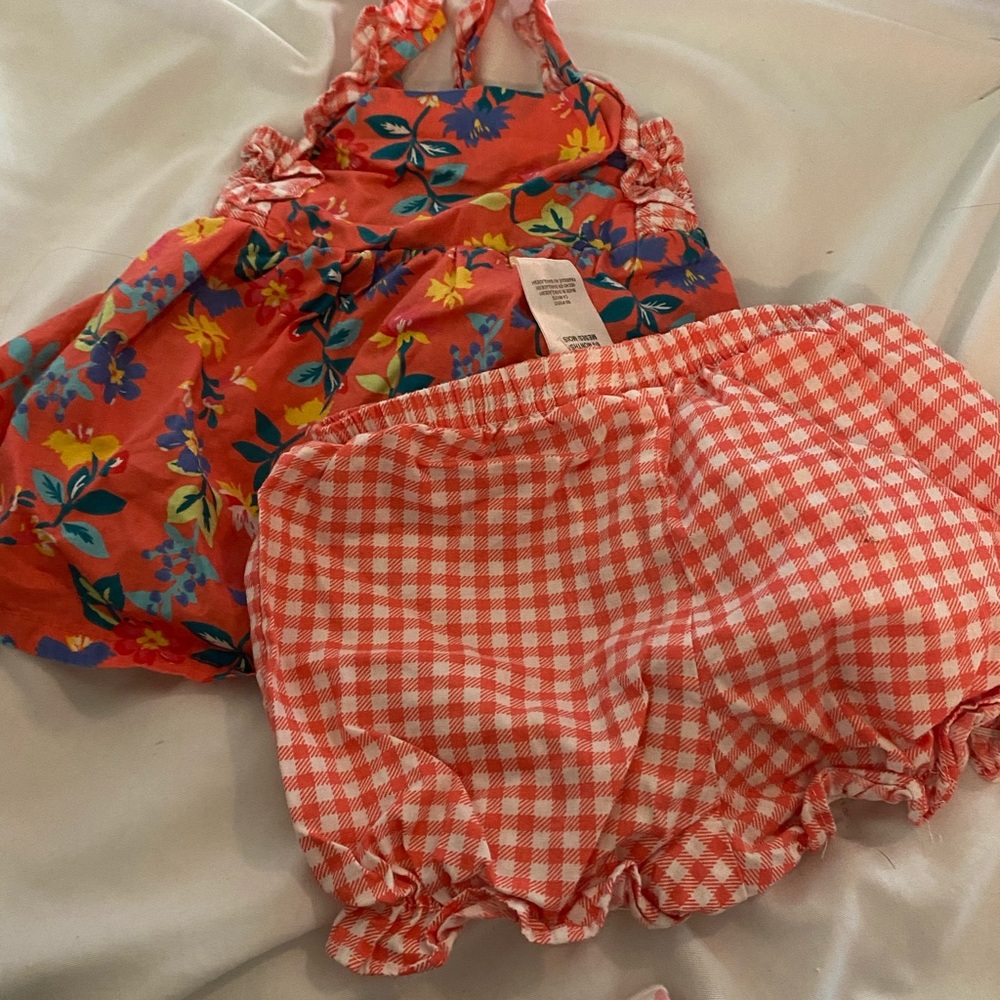 Infant clothing